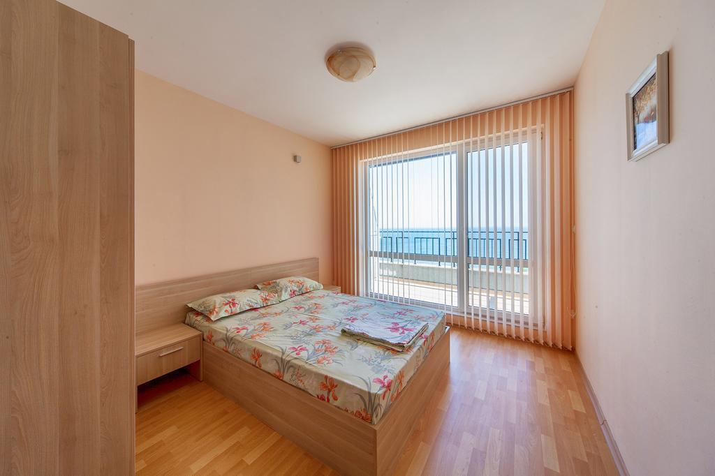 Panorama Kabakum Apartments - Free Parking Golden Sands Exterior photo