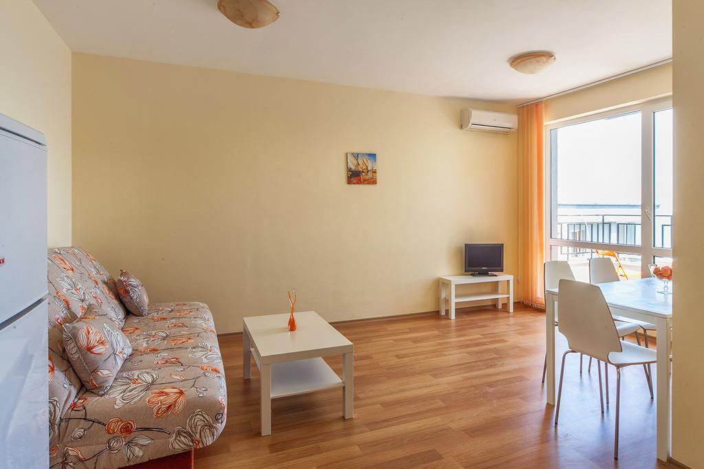 Panorama Kabakum Apartments - Free Parking Golden Sands Exterior photo