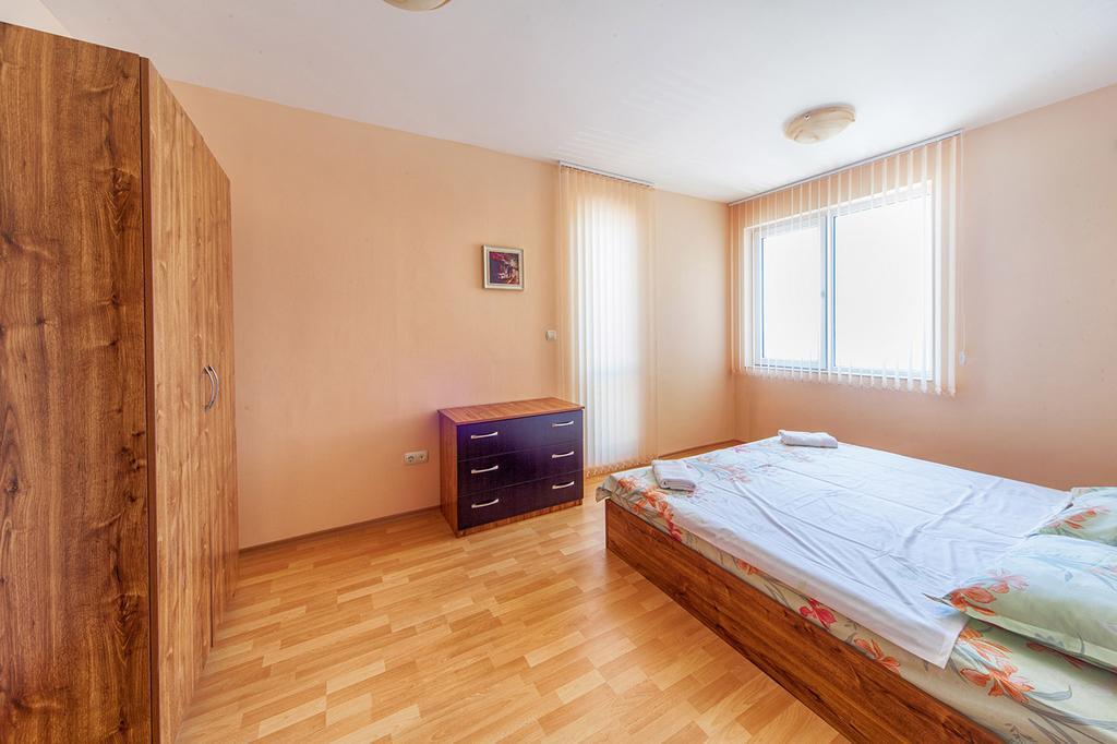 Panorama Kabakum Apartments - Free Parking Golden Sands Exterior photo