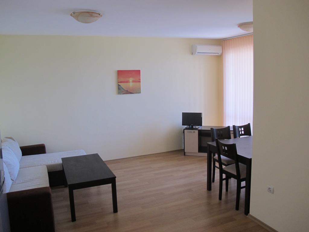 Panorama Kabakum Apartments - Free Parking Golden Sands Exterior photo