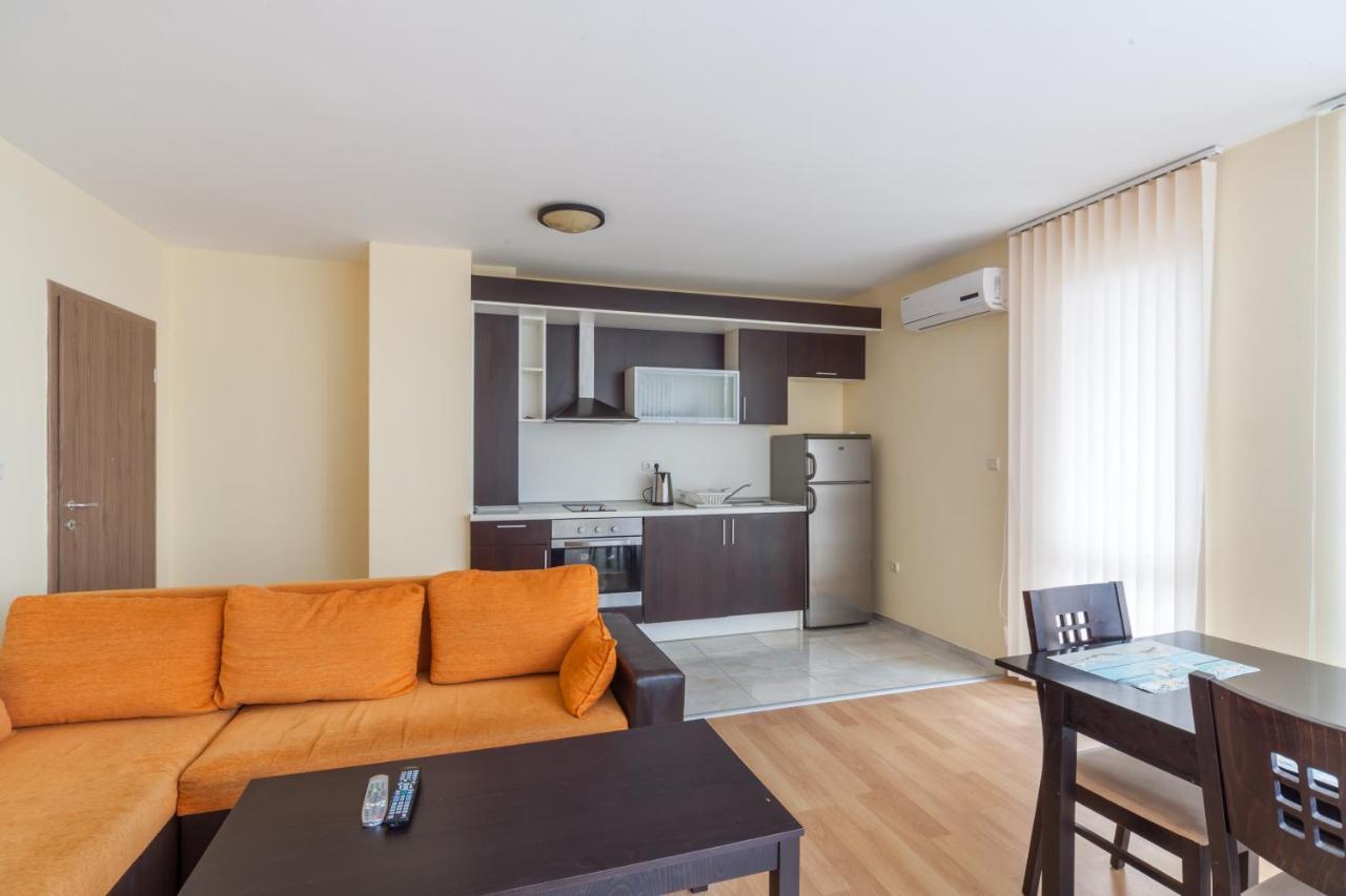 Panorama Kabakum Apartments - Free Parking Golden Sands Exterior photo