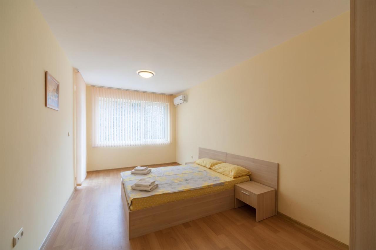 Panorama Kabakum Apartments - Free Parking Golden Sands Exterior photo