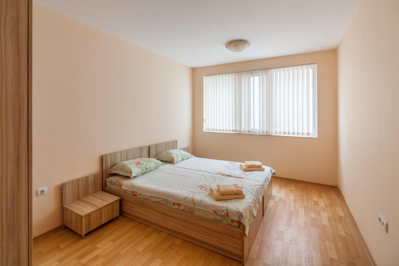 Panorama Kabakum Apartments - Free Parking Golden Sands Exterior photo