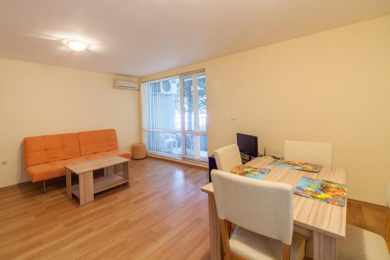 Panorama Kabakum Apartments - Free Parking Golden Sands Exterior photo