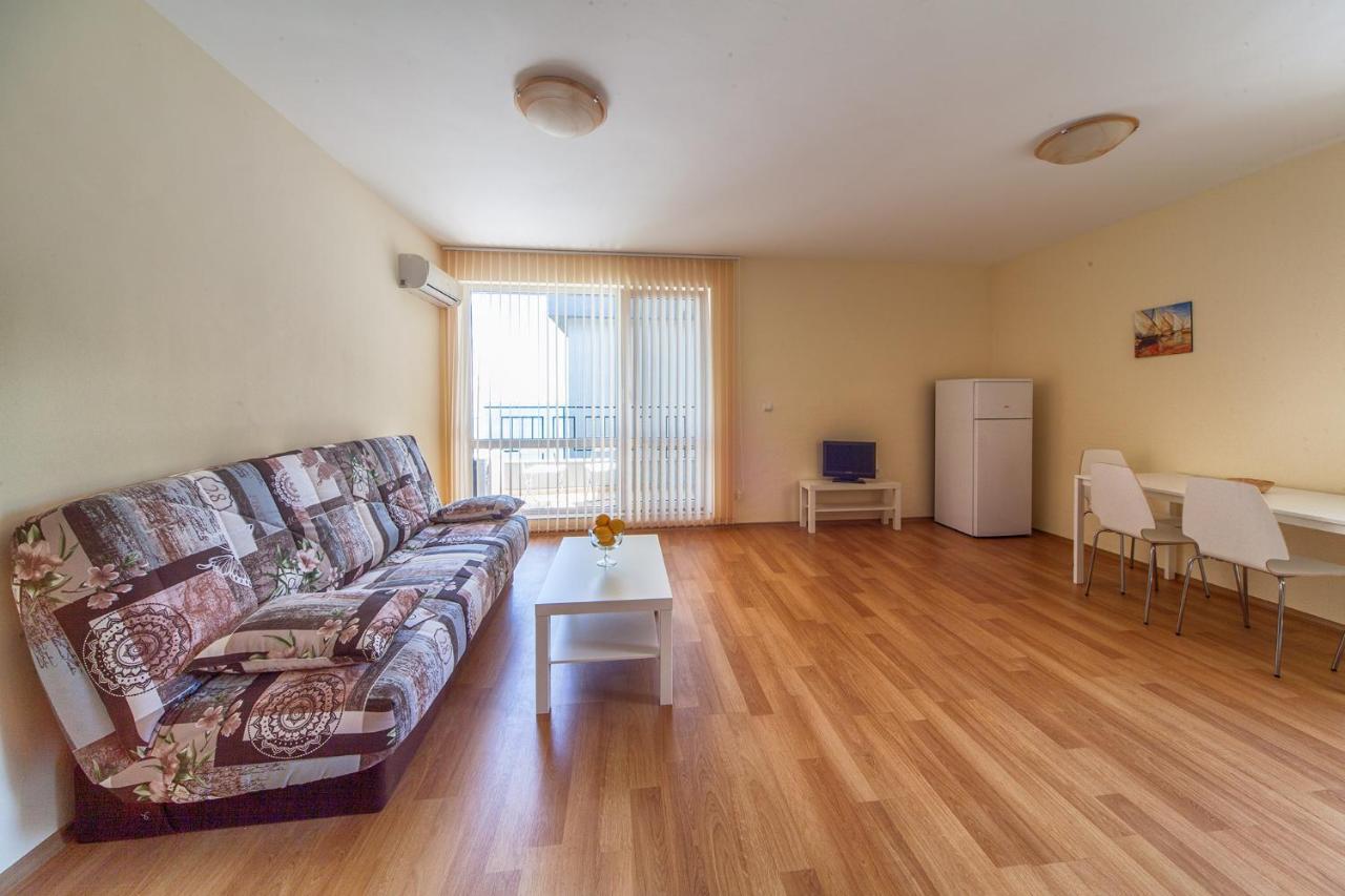 Panorama Kabakum Apartments - Free Parking Golden Sands Exterior photo