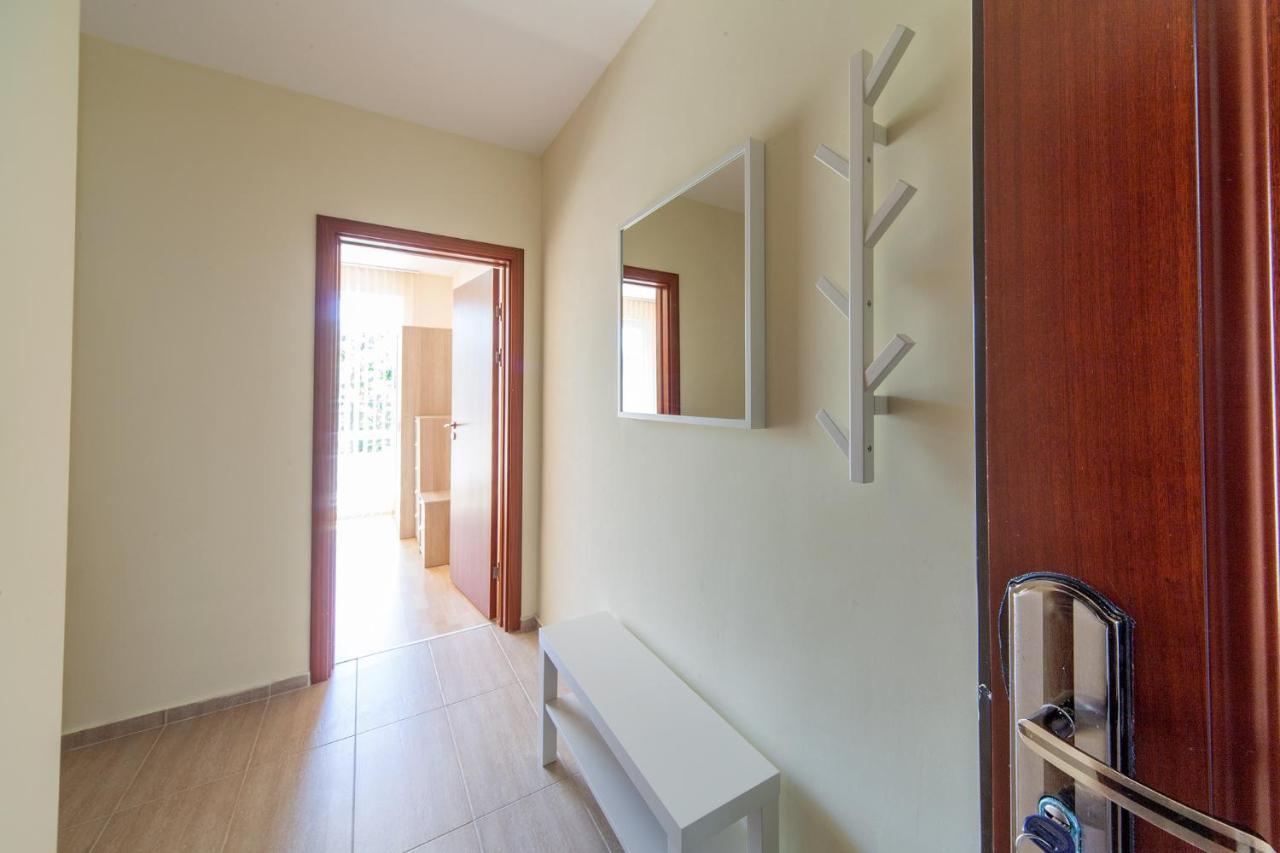 Panorama Kabakum Apartments - Free Parking Golden Sands Exterior photo