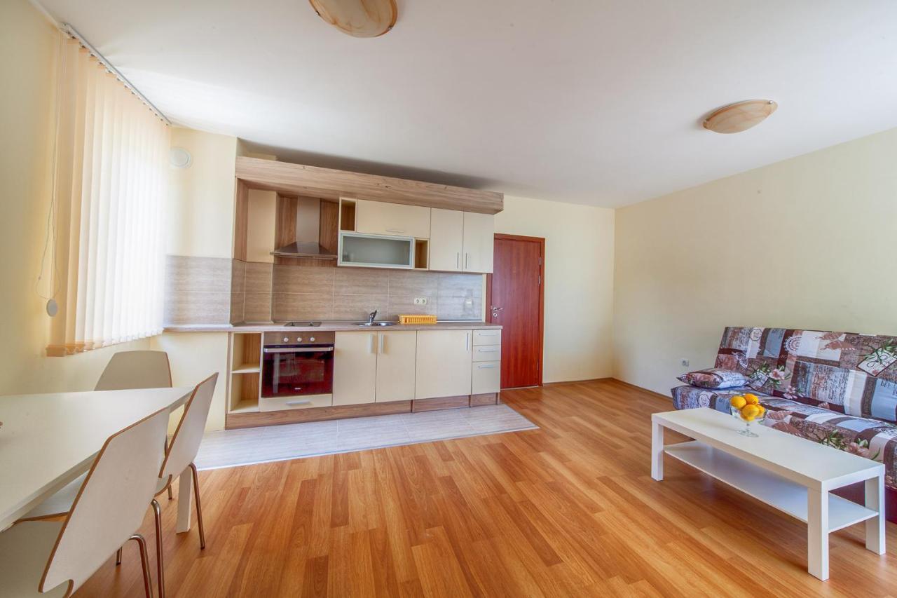 Panorama Kabakum Apartments - Free Parking Golden Sands Exterior photo