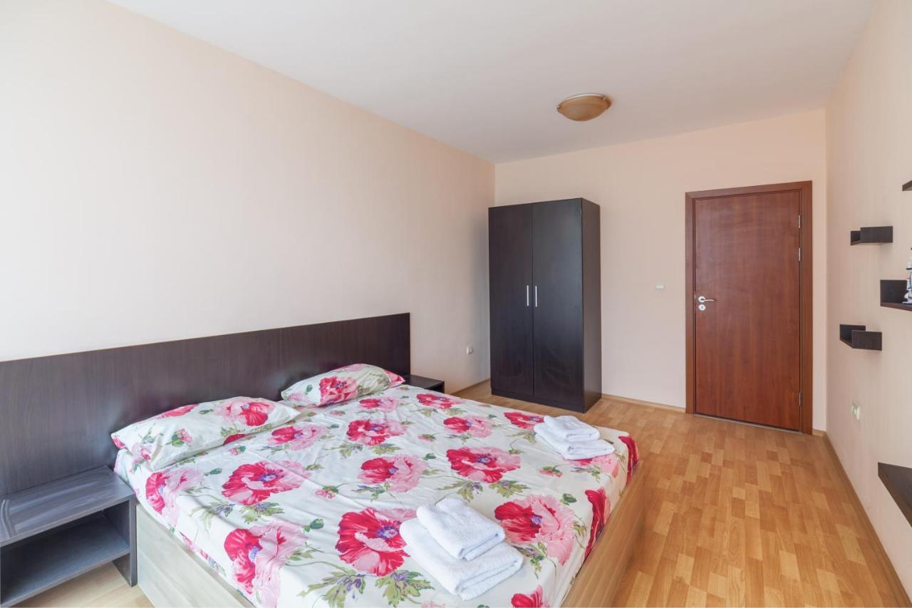Panorama Kabakum Apartments - Free Parking Golden Sands Exterior photo