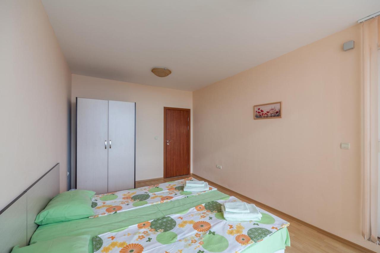 Panorama Kabakum Apartments - Free Parking Golden Sands Exterior photo